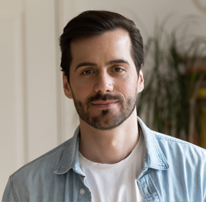 Ethan Blake co-founder of ViralReel AI